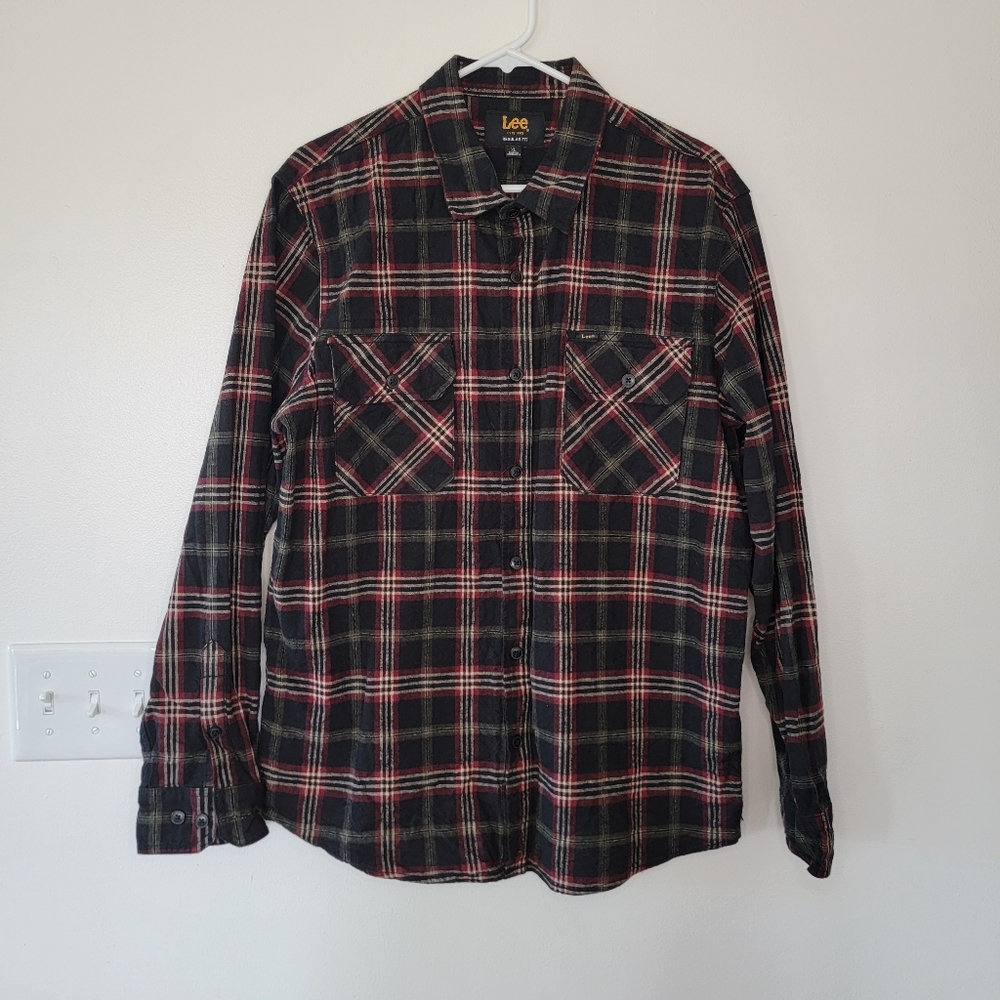 NWOT Lee Men’s Long Sleeve Button Down Collared Shirt XL Black Plaid Shacket